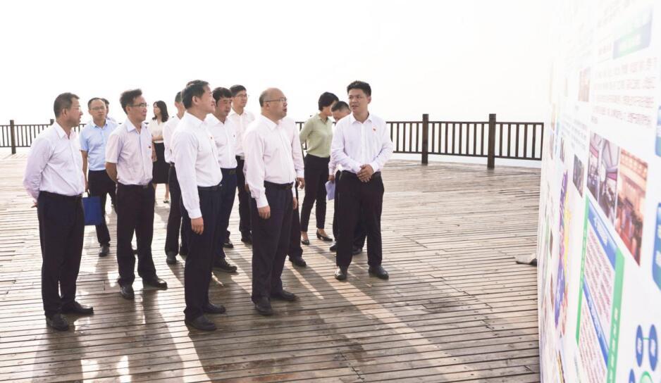 省委常委、组织部长王正谱到四川尊龙凯时集团调研指导工作