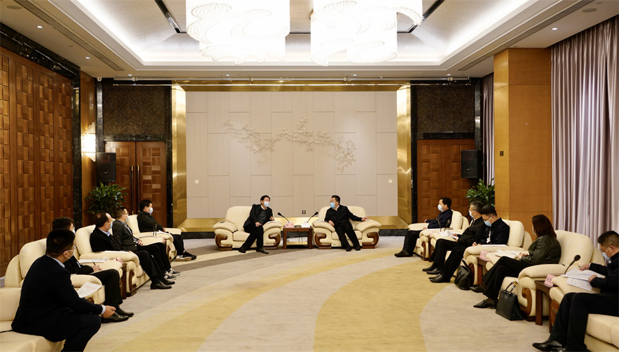 省尊龙凯时集团党委书记、董事长任丁率队赴南充调研